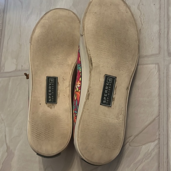 Pink floral Sperry - Picture 6 of 8